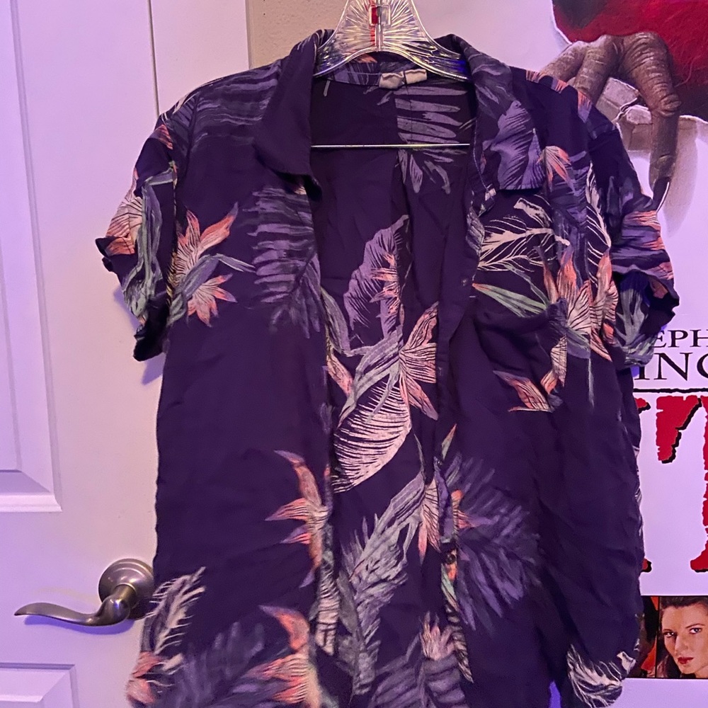 idole hawaiian shirt